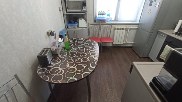 Продам трехкомнатную (3-комн.) квартиру, Курчатова пр-кт, 35, Волгодонск г