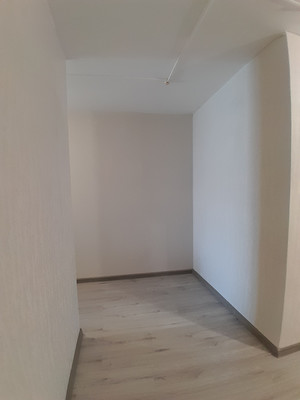 Продам однокомнатную (1-комн.) квартиру, Рощинская ул, 46, Екатеринбург г