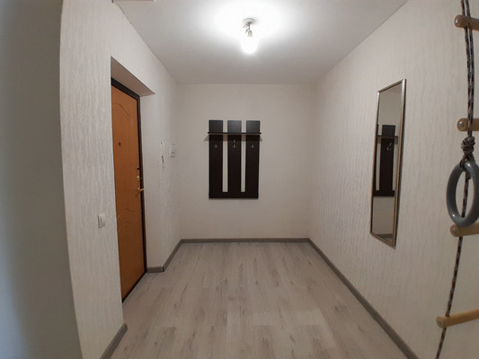 Продам однокомнатную (1-комн.) квартиру, Рощинская ул, 46, Екатеринбург г