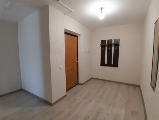 Продам однокомнатную (1-комн.) квартиру, Рощинская ул, 46, Екатеринбург г