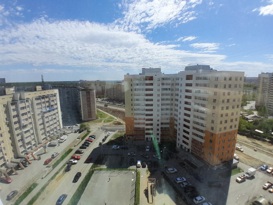 Продам однокомнатную (1-комн.) квартиру, Рощинская ул, 46, Екатеринбург г