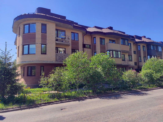 Продам торговое помещение 65 м2, Рядового Леонида Иванова ул, 8А, Кузьмоловский гп