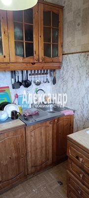 Продам трехкомнатную (3-комн.) квартиру, Калинина ул, 14, Приозерск г