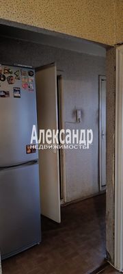 Продам трехкомнатную (3-комн.) квартиру, Калинина ул, 14, Приозерск г