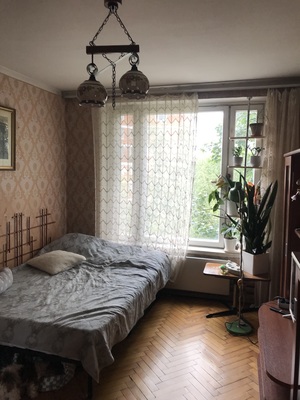 Продам трехкомнатную (3-комн.) квартиру, Байкальская ул, 35, Москва г