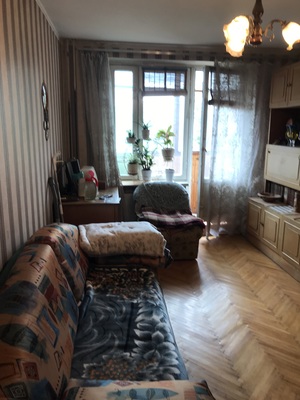 Продам трехкомнатную (3-комн.) квартиру, Байкальская ул, 35, Москва г