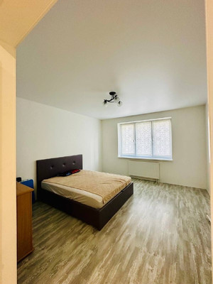 Продам двухкомнатную (2-комн.) квартиру, Кутаисский пер, 2а, Калининград г