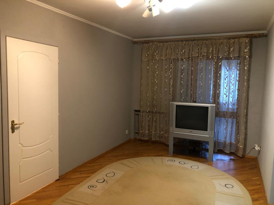 Продам трехкомнатную (3-комн.) квартиру, Офицерская ул, 43, Краснодар г