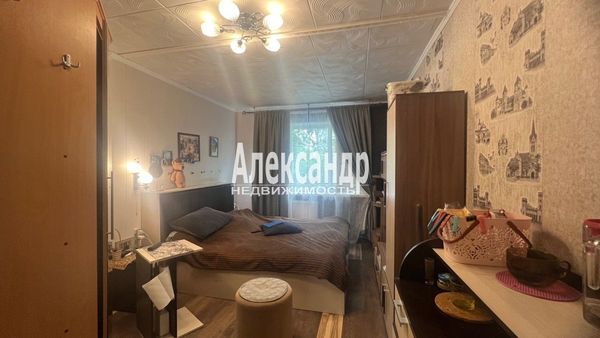 Продам трехкомнатную (3-комн.) квартиру, Рубежная ул, 18, Выборг г