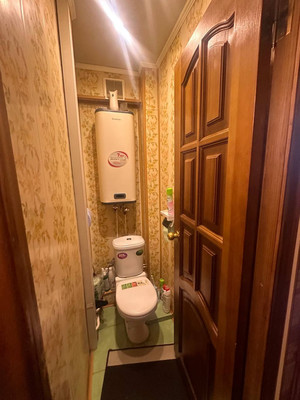 Продам трехкомнатную (3-комн.) квартиру, Ломоносова ул, 10, Мурманск г