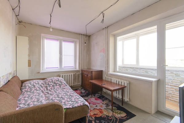 Продам трехкомнатную (3-комн.) квартиру, Днепропетровская ул, 48Б, Ростов-на-Дону г
