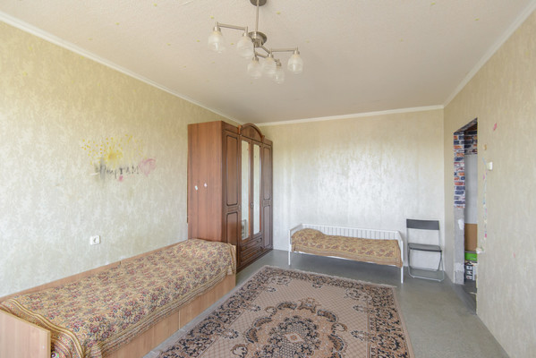 Продам трехкомнатную (3-комн.) квартиру, Днепропетровская ул, 48Б, Ростов-на-Дону г