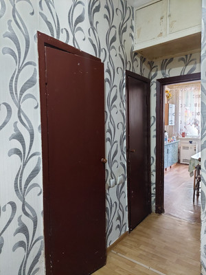 Продам трехкомнатную (3-комн.) квартиру, Юбилейная ул, 10, Восход с