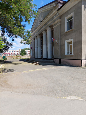 Продам трехкомнатную (3-комн.) квартиру, Юбилейная ул, 10, Восход с