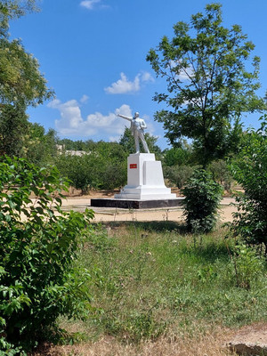 Продам трехкомнатную (3-комн.) квартиру, Юбилейная ул, 10, Восход с