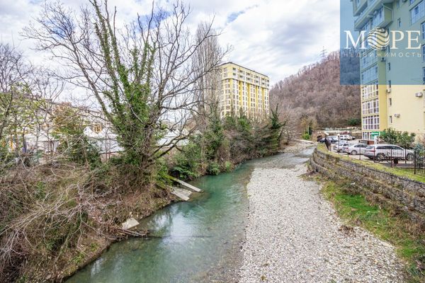 Продам однокомнатную (1-комн.) , Гайдара (Лазаревский р-н) ул, 22а/б, Сочи г