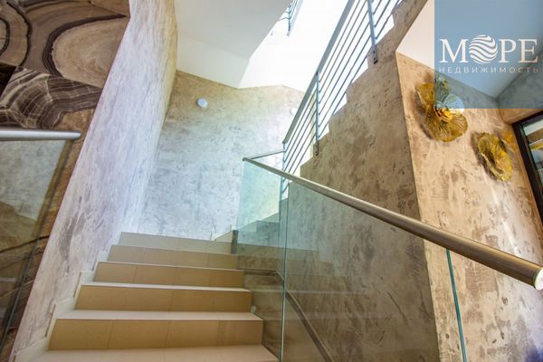 Продам однокомнатную (1-комн.) , Донская (Центральный р-н) ул, 22а, Сочи г