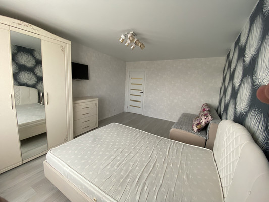 Продам однокомнатную (1-комн.) квартиру, Шереметьевская ул, 10к5, Рязань г