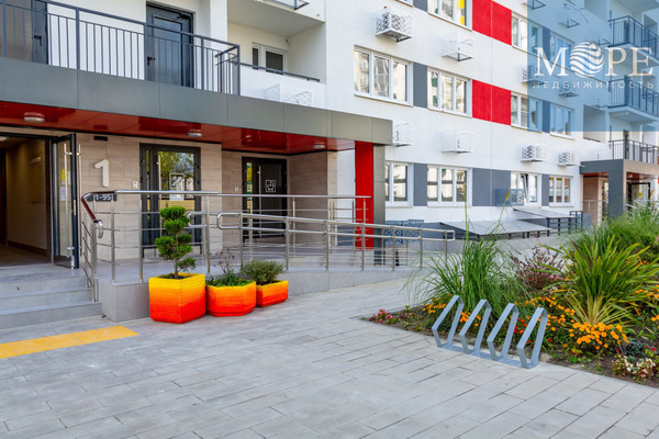 Продам однокомнатную (1-комн.) квартиру, Белых акаций (Адлерский р-н) ул, 34к6, Сочи г