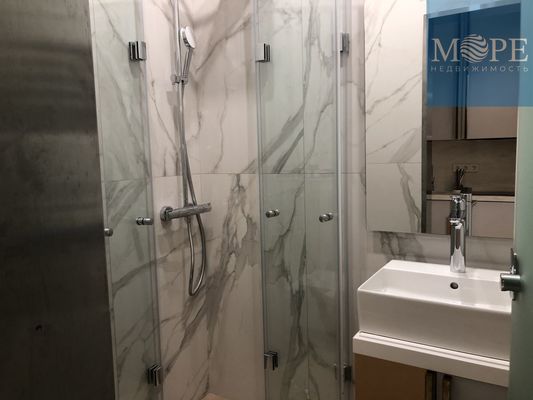 Продам двухкомнатную (2-комн.) квартиру, Аэрофлотская (Адлерский р-н) ул, 20, Сочи г