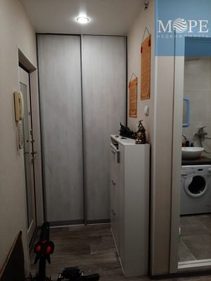 Продам двухкомнатную (2-комн.) квартиру, Макаренко (Центральный р-н) ул, 9, Сочи г