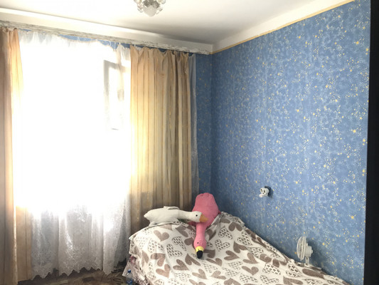 Продам двухкомнатную (2-комн.) квартиру, Бела Куна ул, 9, Симферополь г