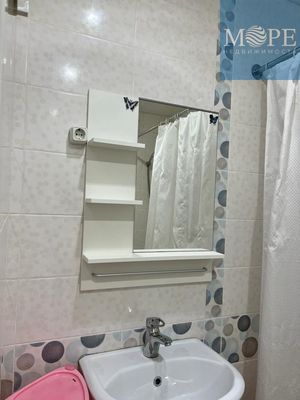 Продам однокомнатную (1-комн.) квартиру, Молодогвардейская (Хостинский р-н) ул, 2/6а, Сочи г