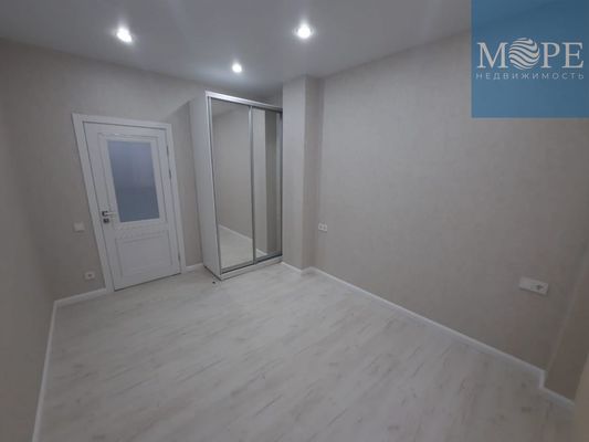 Продам трехкомнатную (3-комн.) квартиру, Пригородная (Лазар) ул, 17, Сочи г