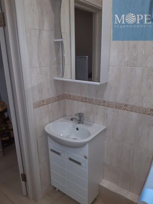 Продам однокомнатную (1-комн.) квартиру, Молодогвардейская (Хостинский р-н) ул, 2/81, Сочи г