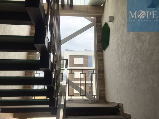 Продам однокомнатную (1-комн.) квартиру, Молодогвардейская (Хостинский р-н) ул, 40, Сочи г