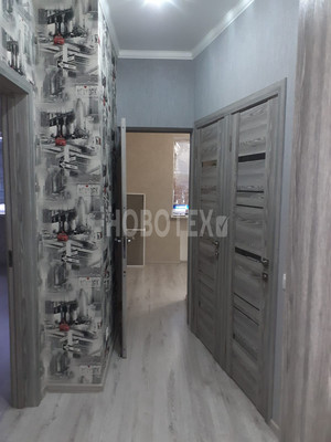 Продам трехкомнатную (3-комн.) квартиру, Горная ул, 2, Крымск г