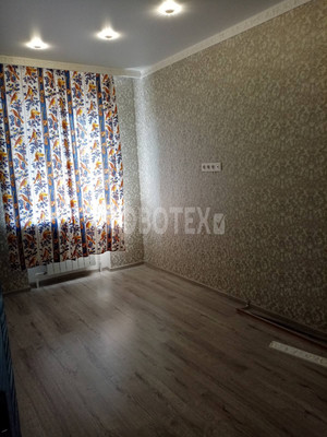 Продам трехкомнатную (3-комн.) квартиру, Горная ул, 2, Крымск г