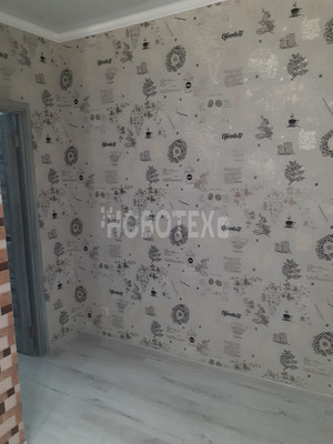 Продам трехкомнатную (3-комн.) квартиру, Горная ул, 2, Крымск г