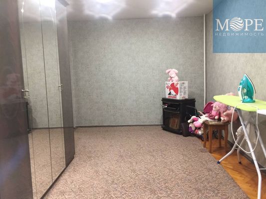 Продам трехкомнатную (3-комн.) квартиру, Инжирная (Лазар) ул, 4, Сочи г