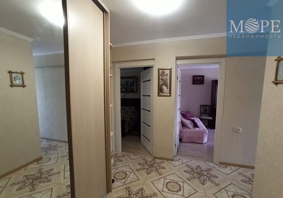 Продам трехкомнатную (3-комн.) квартиру, Донская (Центральный р-н) ул, 17А, Сочи г