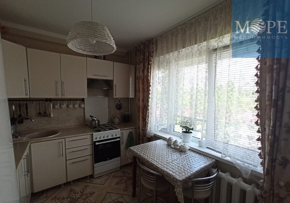 Продам трехкомнатную (3-комн.) квартиру, Донская (Центральный р-н) ул, 17А, Сочи г