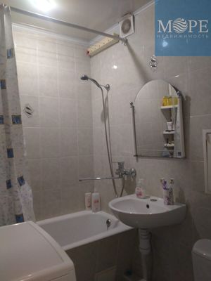 Продам двухкомнатную (2-комн.) квартиру, Гагарина (Центральный р-н) ул, 38, Сочи г