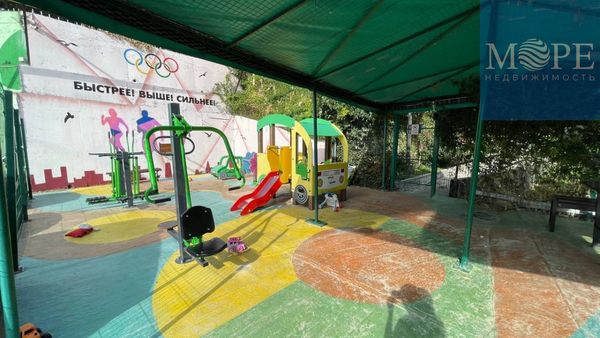 Продам двухкомнатную (2-комн.) квартиру, Виноградная ул, 238 Г, Беранда с