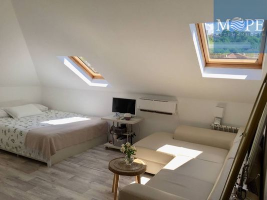 Продам двухкомнатную (2-комн.) квартиру, Виноградная ул, 238 Г, Беранда с