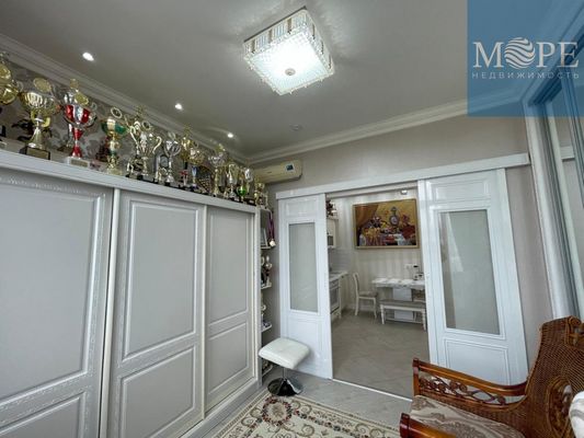 Продам трехкомнатную (3-комн.) квартиру, Воровского (Центральный р-н) ул, 41, Сочи г