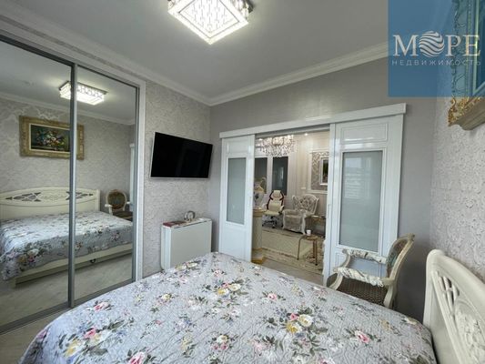 Продам трехкомнатную (3-комн.) квартиру, Воровского (Центральный р-н) ул, 41, Сочи г