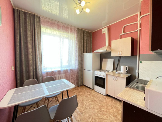 Продам двухкомнатную (2-комн.) квартиру, Циолковского ул, 10, Рязань г