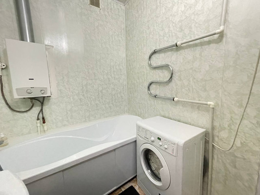 Продам двухкомнатную (2-комн.) квартиру, Циолковского ул, 10, Рязань г