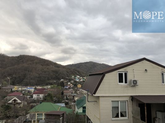 Продам дом, Перспективная ул, 7, Горное Лоо с, 1 км от города