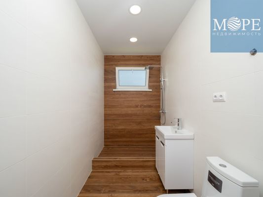 Продам дом, Батумское шоссе (Лазаревский р-н) ул, 123/74, Сочи г, 1 000 км от города