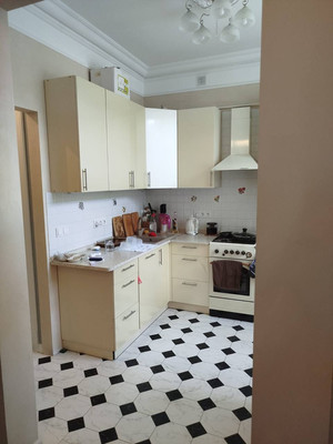 Продам двухкомнатную (2-комн.) квартиру, Сторожевая ул, 31, Москва г