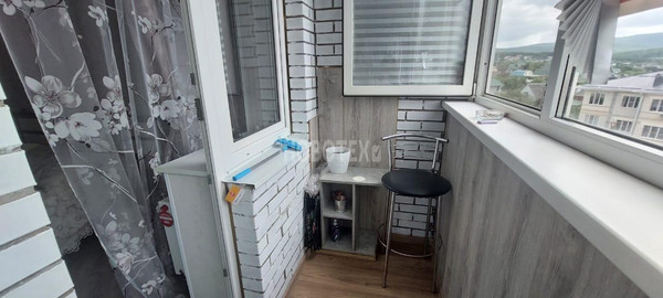 Продам двухкомнатную (2-комн.) квартиру, Бабушкина ул, 36, Горячий Ключ г