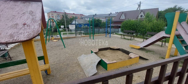 Продам двухкомнатную (2-комн.) квартиру, Бабушкина ул, 36, Горячий Ключ г