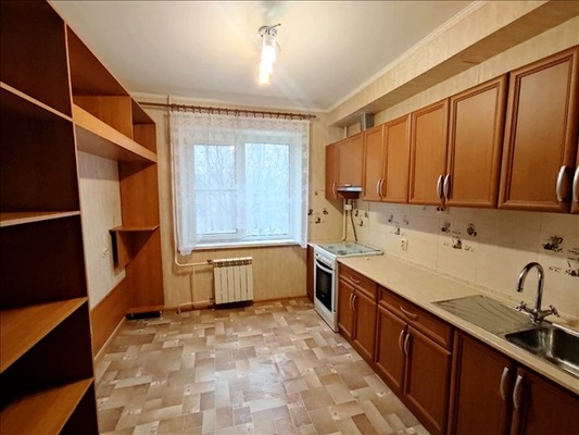 Продам трехкомнатную (3-комн.) квартиру, Вятская ул, д.112, Ростов-на-Дону г