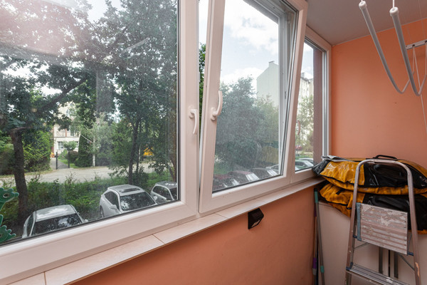 Продам трехкомнатную (3-комн.) квартиру, В.Гакуна ул, 5, Калининград г